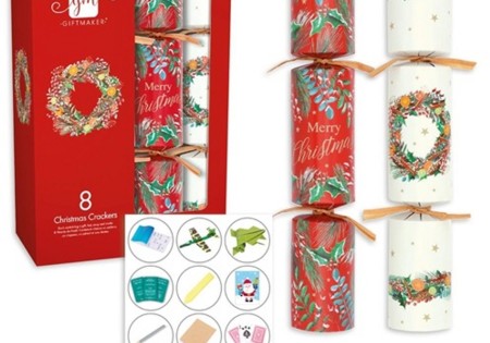 Christmas Crackers 12" X 8 Traditional Foliage