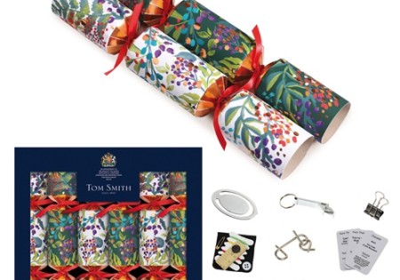 Christmas Crackers 14" X 6 Festive Gathering Tom Smith